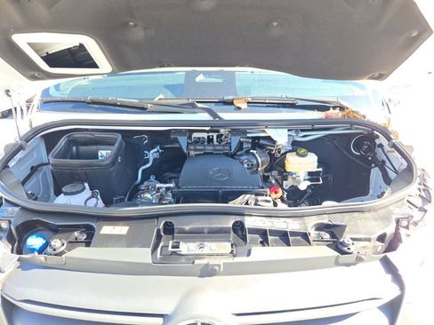 Used 2025 Mercedes-Benz Sprinter 2500 image 29