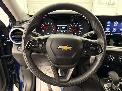 Certified 2024 Chevrolet Trax LS FWD image 15