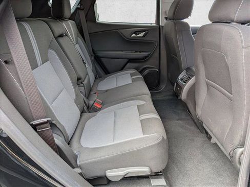 Used 2025 Chevrolet Blazer LT image 20