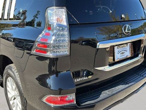 Used 2021 Lexus GX 460 Premium image 36