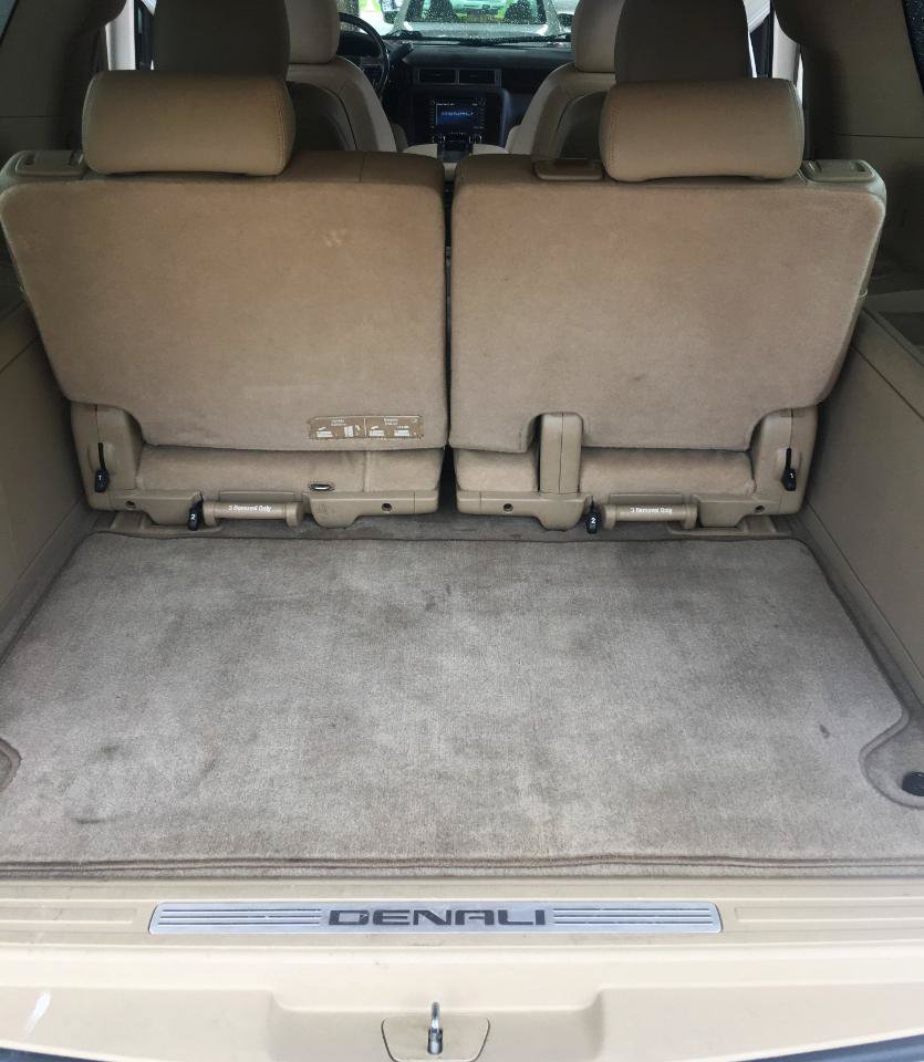 Used 2012 GMC Yukon XL Denali RWD image 21