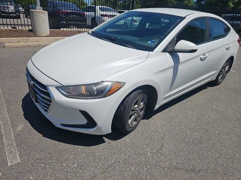 Used 2018 Hyundai Elantra SEL FWD image 3