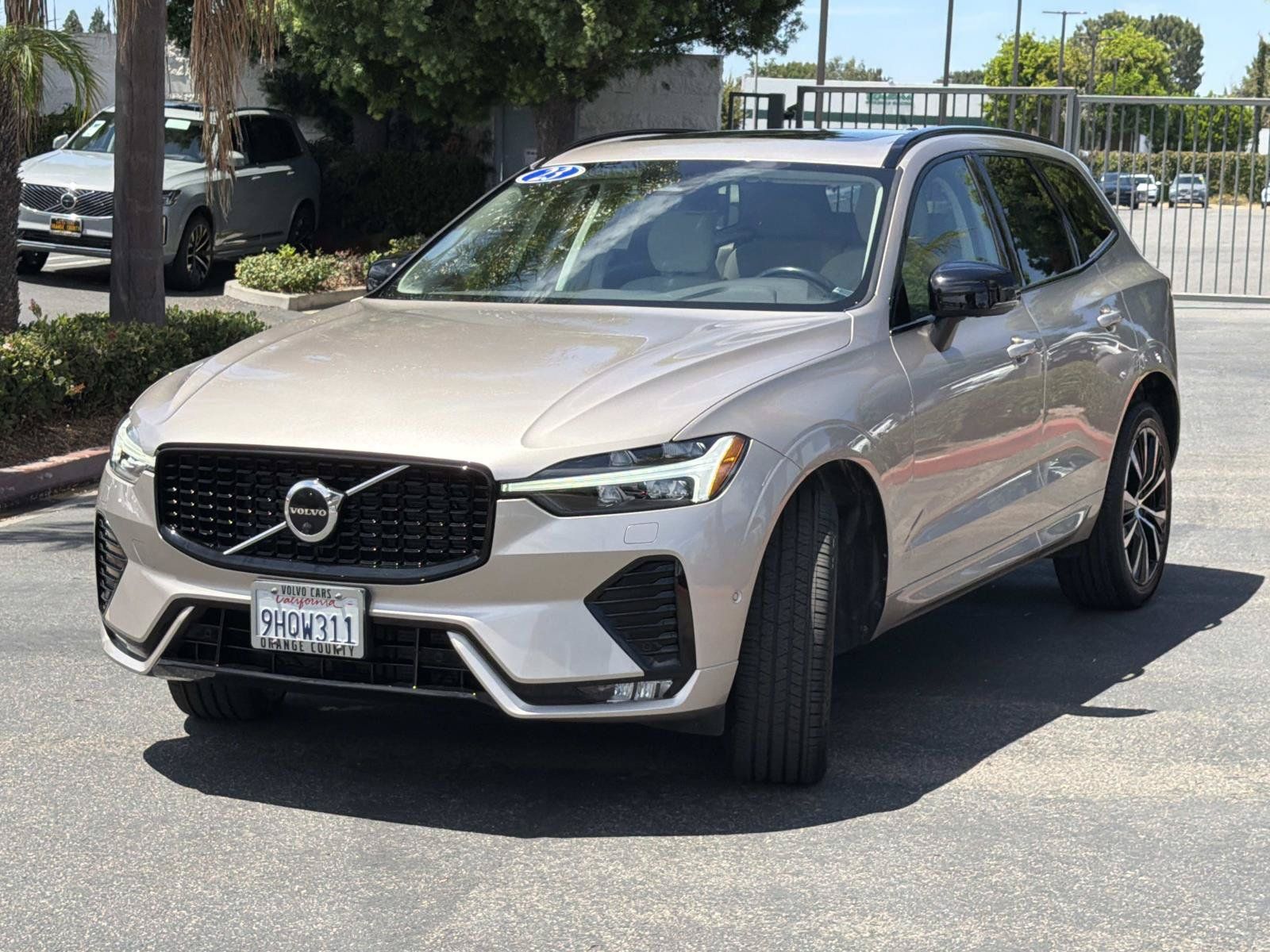 Certified 2023 Volvo XC60 B5 Plus w/ Climate Package AWD/4WD image 3