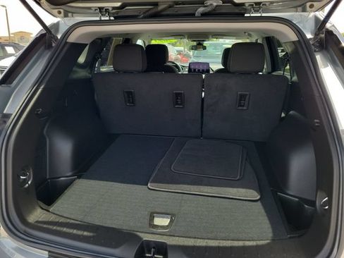 Used 2023 Chevrolet Blazer LT FWD image 6