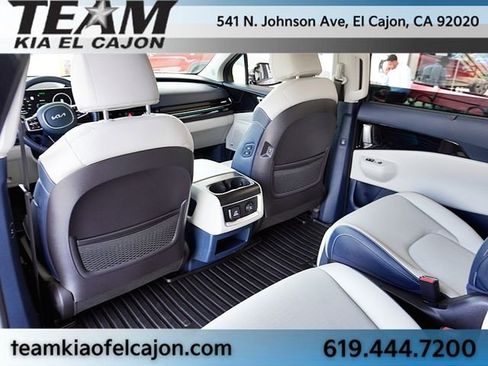 Certified 2025 Kia Carnival SX Prestige FWD image 19