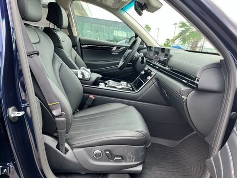 New 2026 Genesis GV80 2.5T RWD image 22