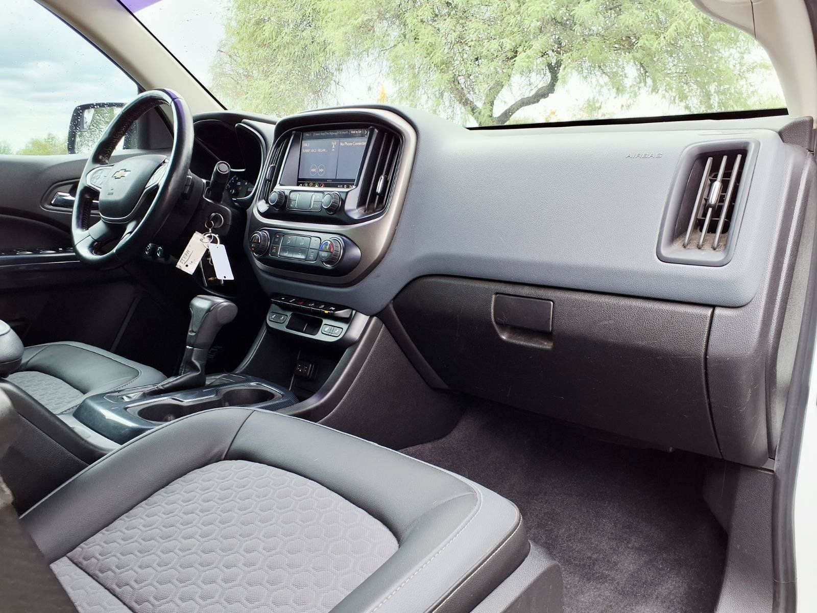 Used 2019 Chevrolet Colorado Z71 AWD/4WD image 12
