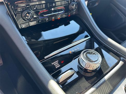 New 2025 Jeep Grand Cherokee Limited w/ Trailer Tow Package image 21