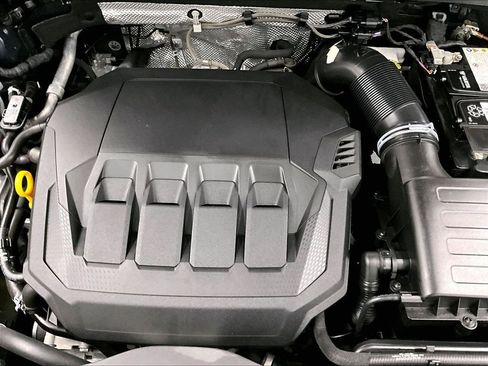 Used 2025 Audi Q3 2.0T Premium AWD/4WD image 32