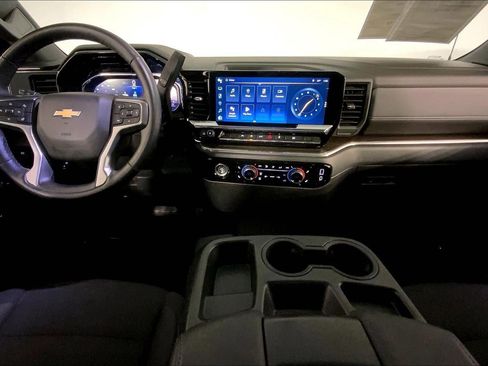 Used 2024 Chevrolet Silverado 1500 LT AWD/4WD image 15