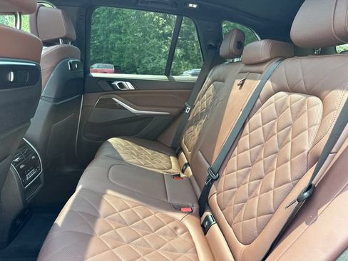 Used 2025 BMW X5 xDrive40i w/ Climate Comfort Package AWD/4WD image 21