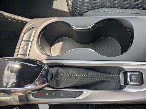 New 2025 Buick Envista Preferred image 13