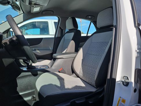 Certified 2024 Chevrolet Equinox LS image 9