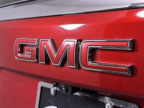 New 2026 GMC Yukon Elevation w/ LPO, Get Active Package image 31