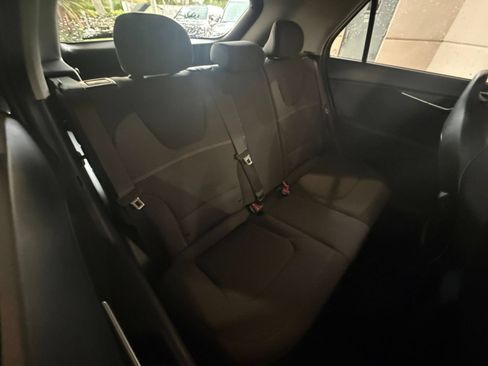 Used 2026 Kia Niro LX FWD image 32