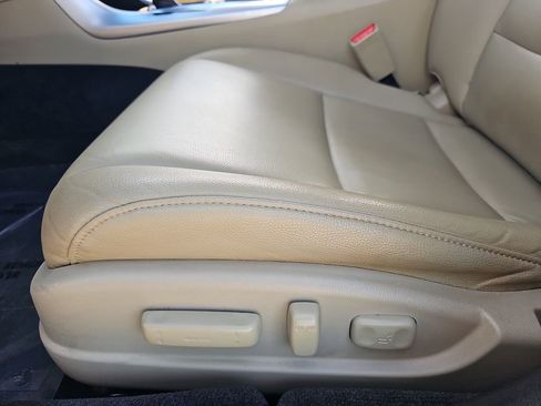 Used 2015 Acura TLX image 28