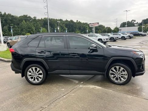 Used 2024 Toyota RAV4 XLE Premium FWD image 10