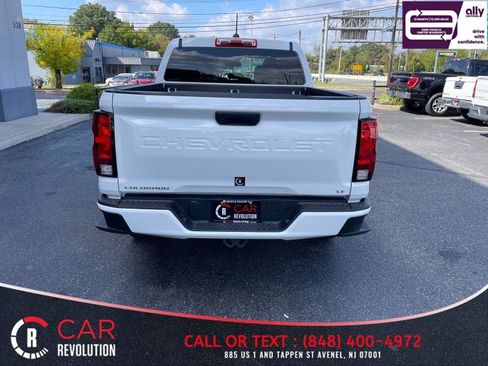 Used 2024 Chevrolet Colorado LT RWD image 6