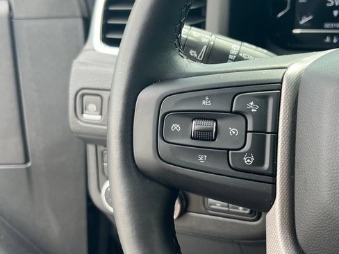 Used 2024 GMC Yukon Denali w/ Advanced Technology Package AWD/4WD image 31