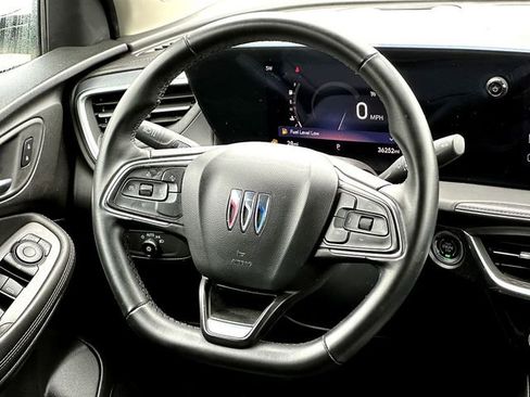 Used 2024 Buick Encore GX Sport Touring image 29