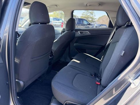 Used 2024 Kia Sportage LX image 14