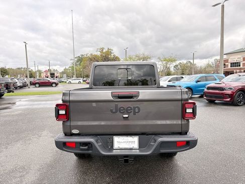 New 2026 Jeep Gladiator Sport image 4