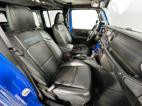 Used 2022 Jeep Wrangler Unlimited Rubicon 4xe AWD/4WD image 26