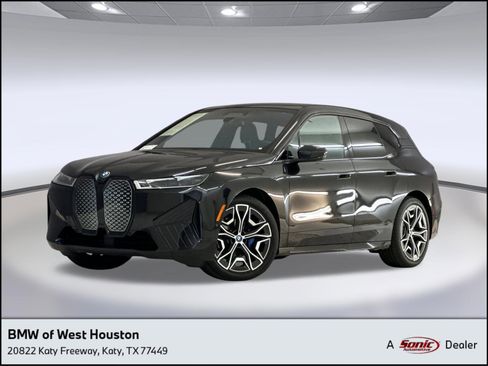 Used 2023 BMW iX xDrive50 w/ Premium Package AWD/4WD image 1