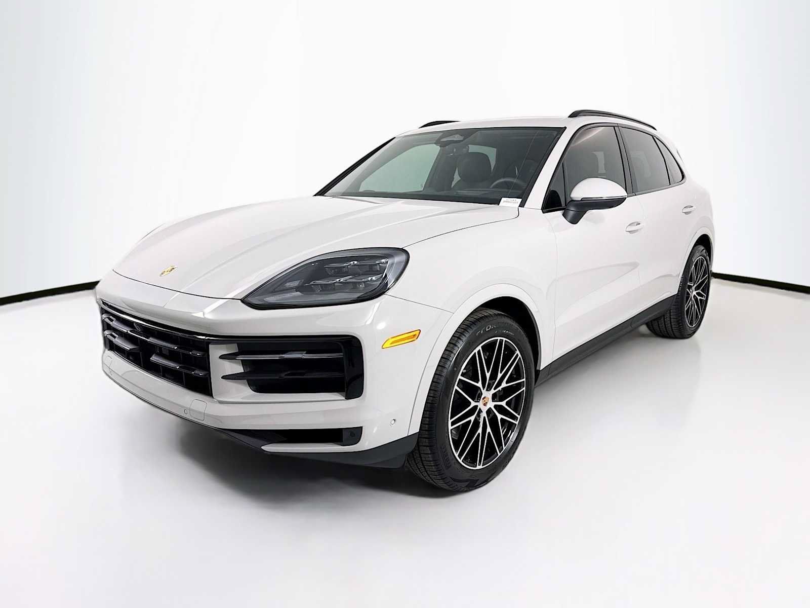 Used 2026 Porsche Cayenne AWD/4WD image 1