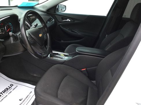 Used 2018 Chevrolet Malibu LT image 7