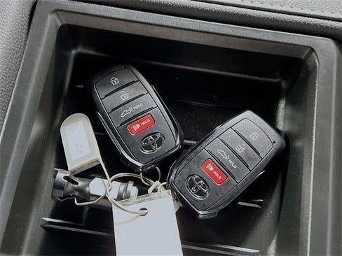 New 2026 Toyota Tundra Limited image 31