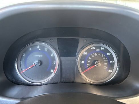 Used 2017 Hyundai Accent SE FWD image 6