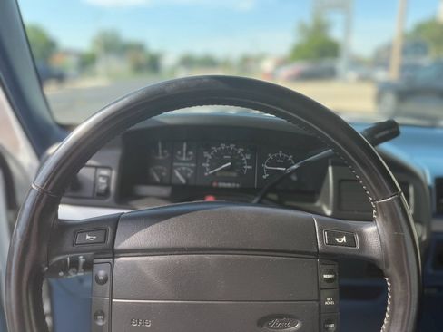 Used 1994 Ford F150 XL AWD/4WD image 14