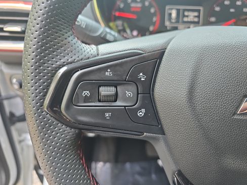 Used 2023 Chevrolet TrailBlazer RS w/ Sun and Liftgate Package FWD image 18