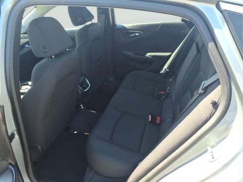 Used 2024 Chevrolet Malibu LT image 9