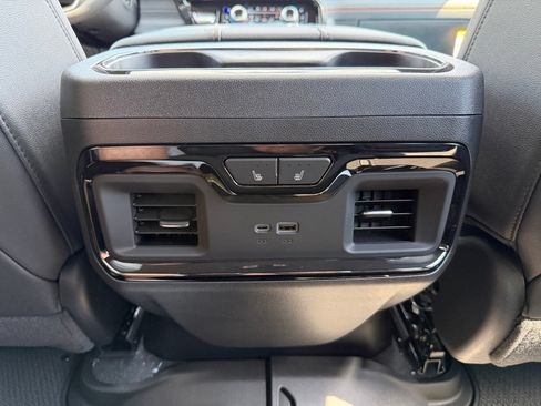 New 2026 GMC Sierra 2500 AT4 w/ AT4 Premium Plus Package AWD/4WD image 35