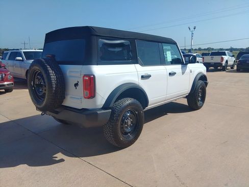 New 2026 Ford Bronco Big Bend w/ Black Appearance Package AWD/4WD image 4