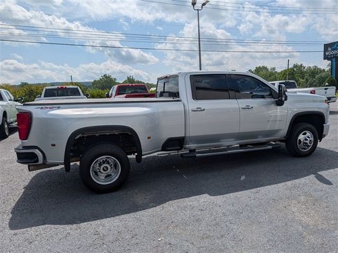 Used 2021 Chevrolet Silverado 3500 LTZ w/ LTZ Plus Package AWD/4WD image 8