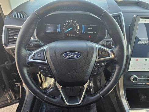 Used 2022 Ford Edge SEL w/ Convenience Package image 25