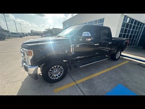 Used 2020 Ford F250 XLT w/ XLT Premium Package AWD/4WD image 18