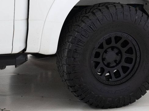 Used 2017 Ford F150 Raptor w/ Equipment Group 802A Luxury AWD/4WD image 85