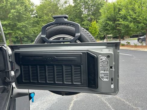 Used 2023 Jeep Wrangler Unlimited Sahara AWD/4WD image 54