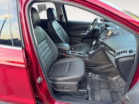 Used 2016 Ford Escape Titanium FWD image 24