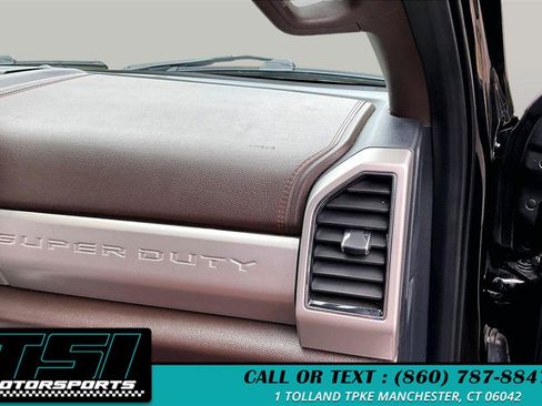 Used 2022 Ford F350 King Ranch w/ King Ranch Ultimate Package AWD/4WD image 17