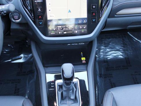 Used 2025 Subaru Forester Touring image 21