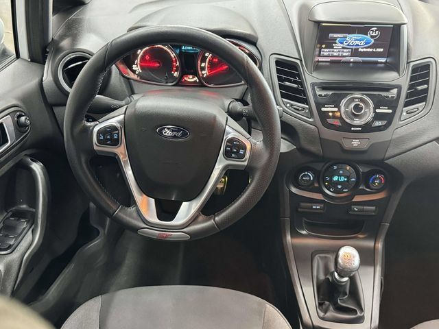 Used 2015 Ford Fiesta ST FWD image 23