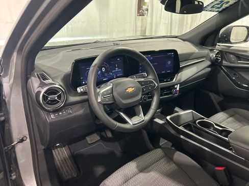 Certified 2025 Chevrolet Equinox LT AWD/4WD image 17
