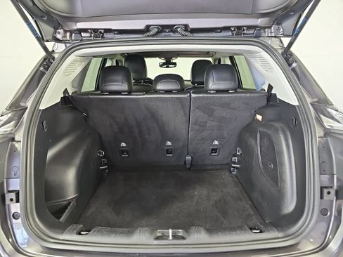 Used 2021 Jeep Compass Latitude w/ Sun and Sound Group FWD image 12