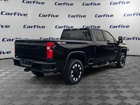 Used 2020 Chevrolet Silverado 2500 Custom w/ Custom Value Package image 6