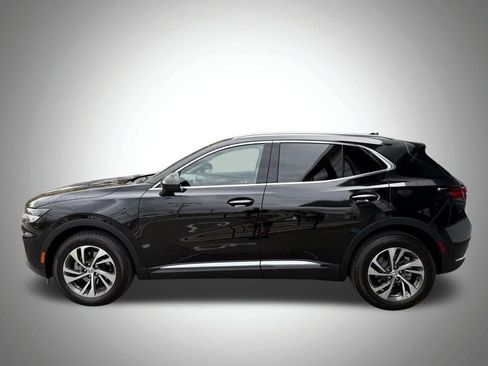 Used 2023 Buick Envision Essence image 2